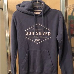 Hooded Quiksilver sweatshirt